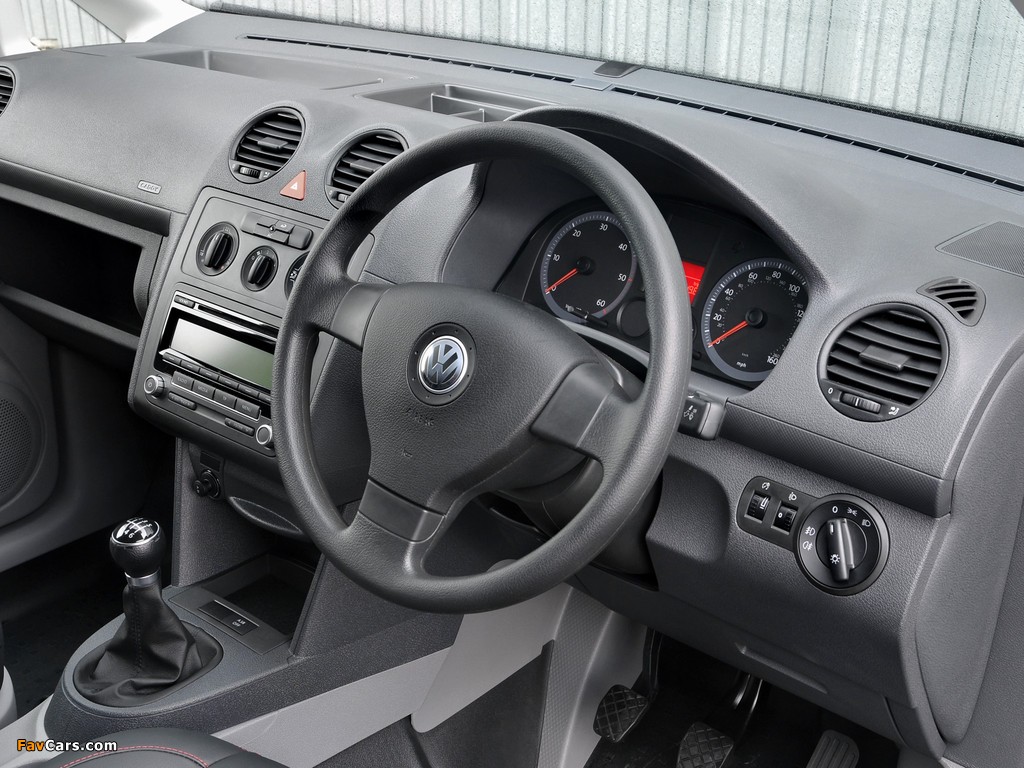 Volkswagen Caddy Sportline (Type 2K) 2008–10 wallpapers (1024 x 768)