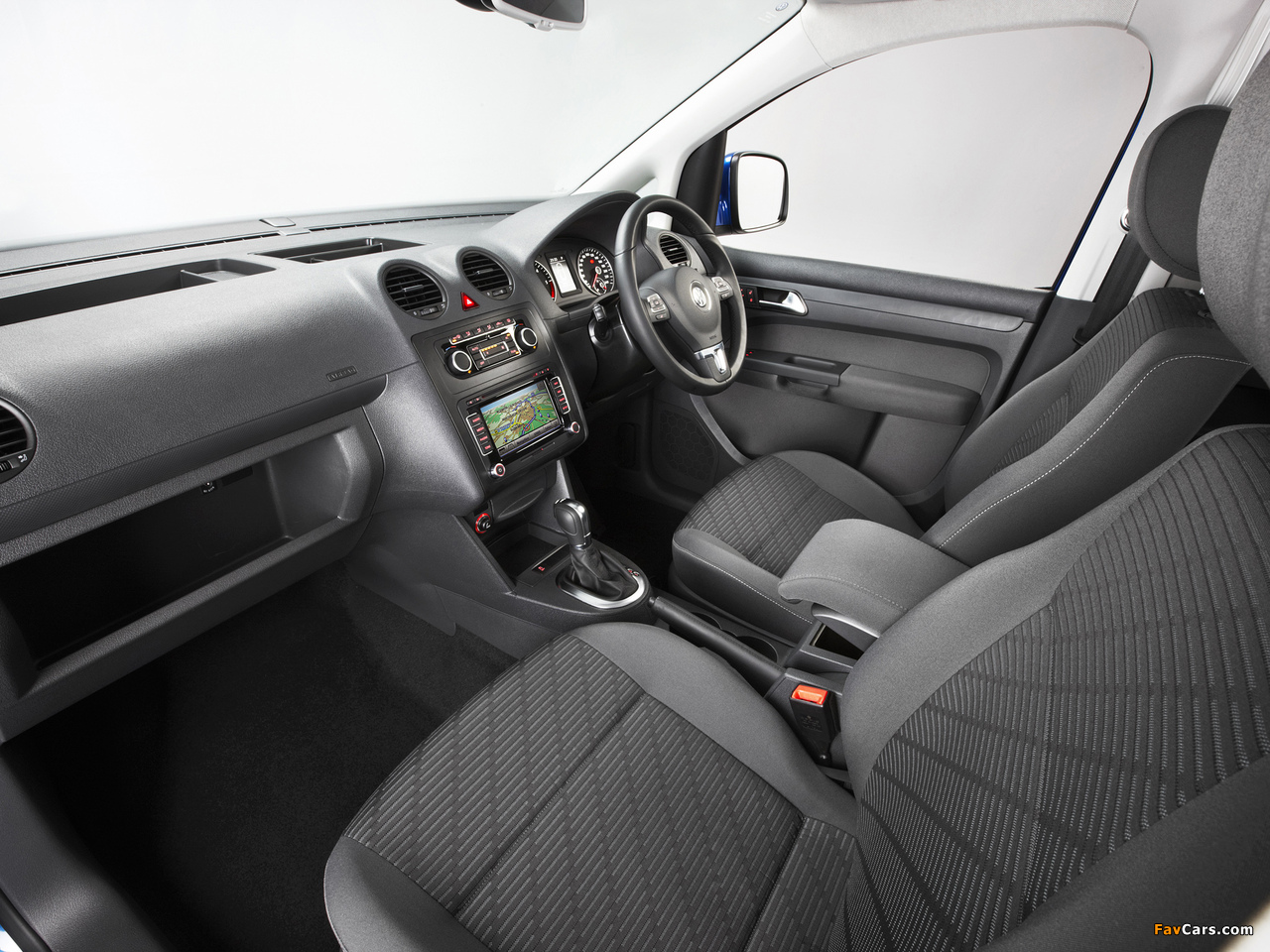 Volkswagen Caddy Maxi 4MOTION AU-spec (Type 2K) 2010 images (1280 x 960)