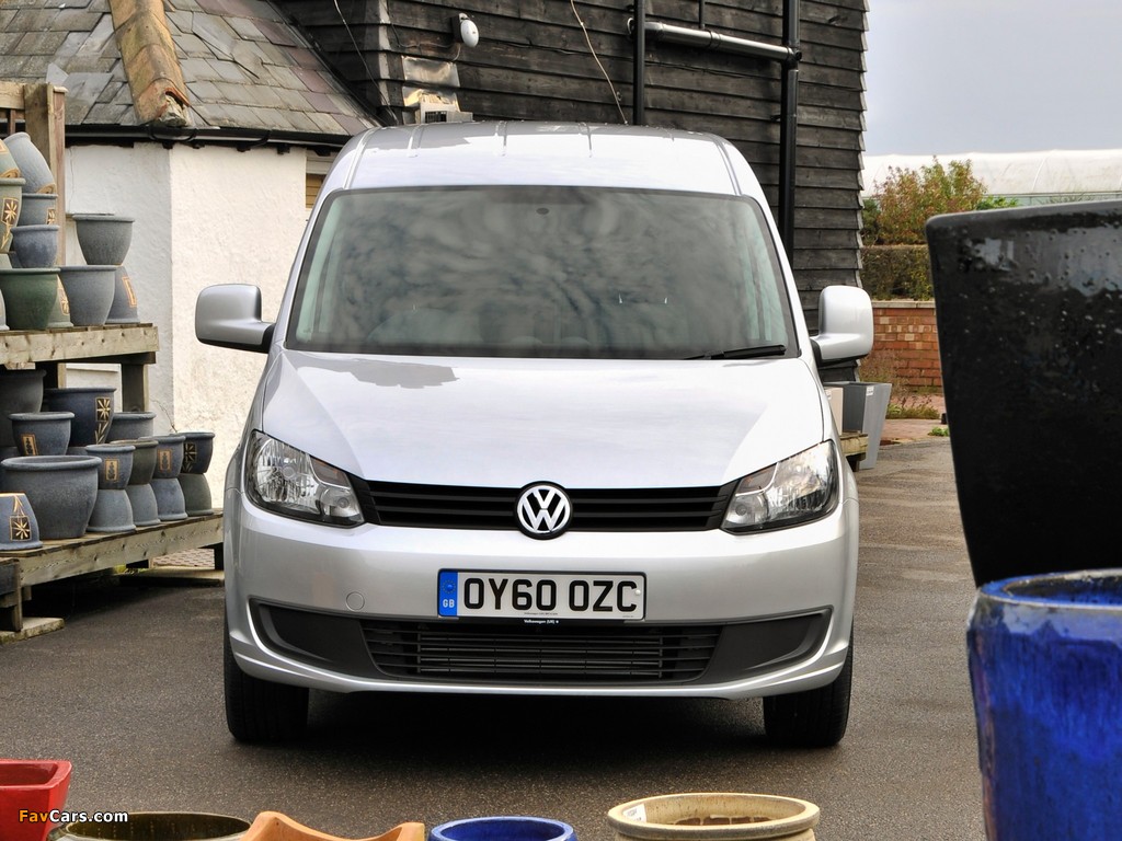 Volkswagen Caddy Kasten Maxi UK-spec (Type 2K) 2010 photos (1024 x 768)