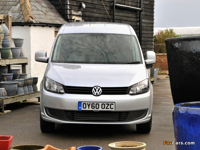Volkswagen Caddy Kasten Maxi UK-spec (Type 2K) 2010 photos (640 x 480)