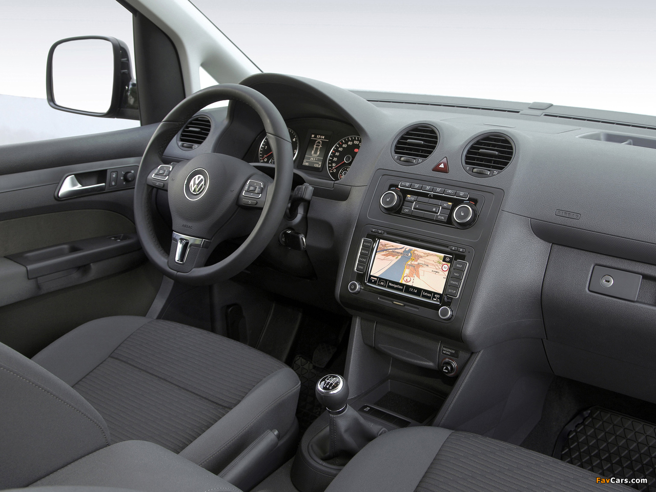Volkswagen Caddy Maxi (Type 2K) 2010 pictures (1280 x 960)