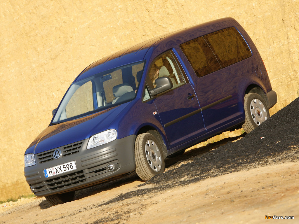 Volkswagen Caddy Combi Maxi (Type 2K) 2007–10 wallpapers (1024 x 768)