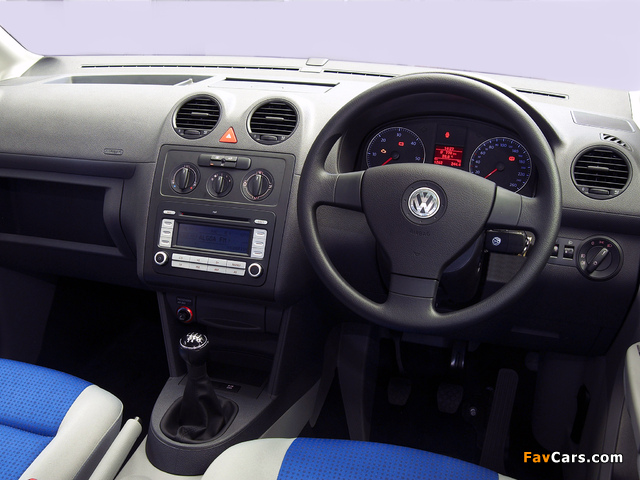 Volkswagen Caddy Maxi Life ZA-spec (Type 2K) 2007–10 wallpapers (640 x 480)