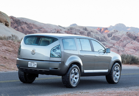 Photos of Volkswagen Magellan Concept 2002