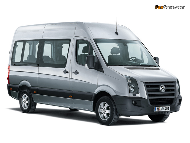 Images of Volkswagen Crafter High Roof Bus 2006–11 (640 x 480)