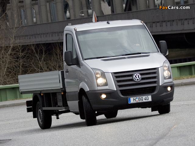 Photos of Volkswagen Crafter LWB Pickup 2006–11 (640 x 480)