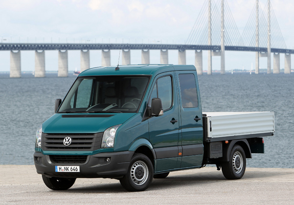 Photos of Volkswagen Crafter Double Cab Pickup 2011