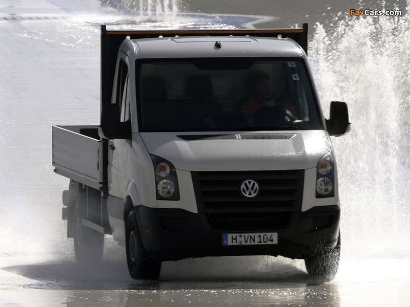 Pictures of Volkswagen Crafter LWB Pickup 2006–11 (800 x 600)
