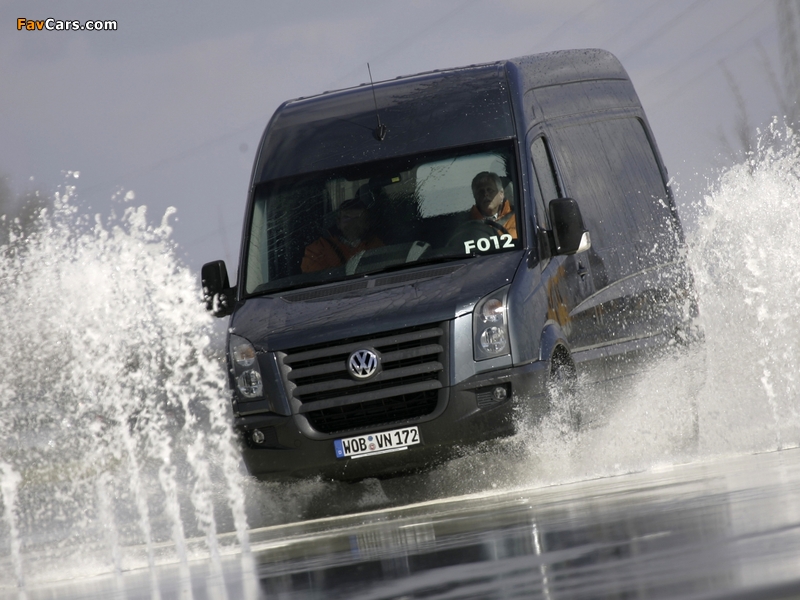 Volkswagen Crafter High Roof Van 2006–11 images (800 x 600)