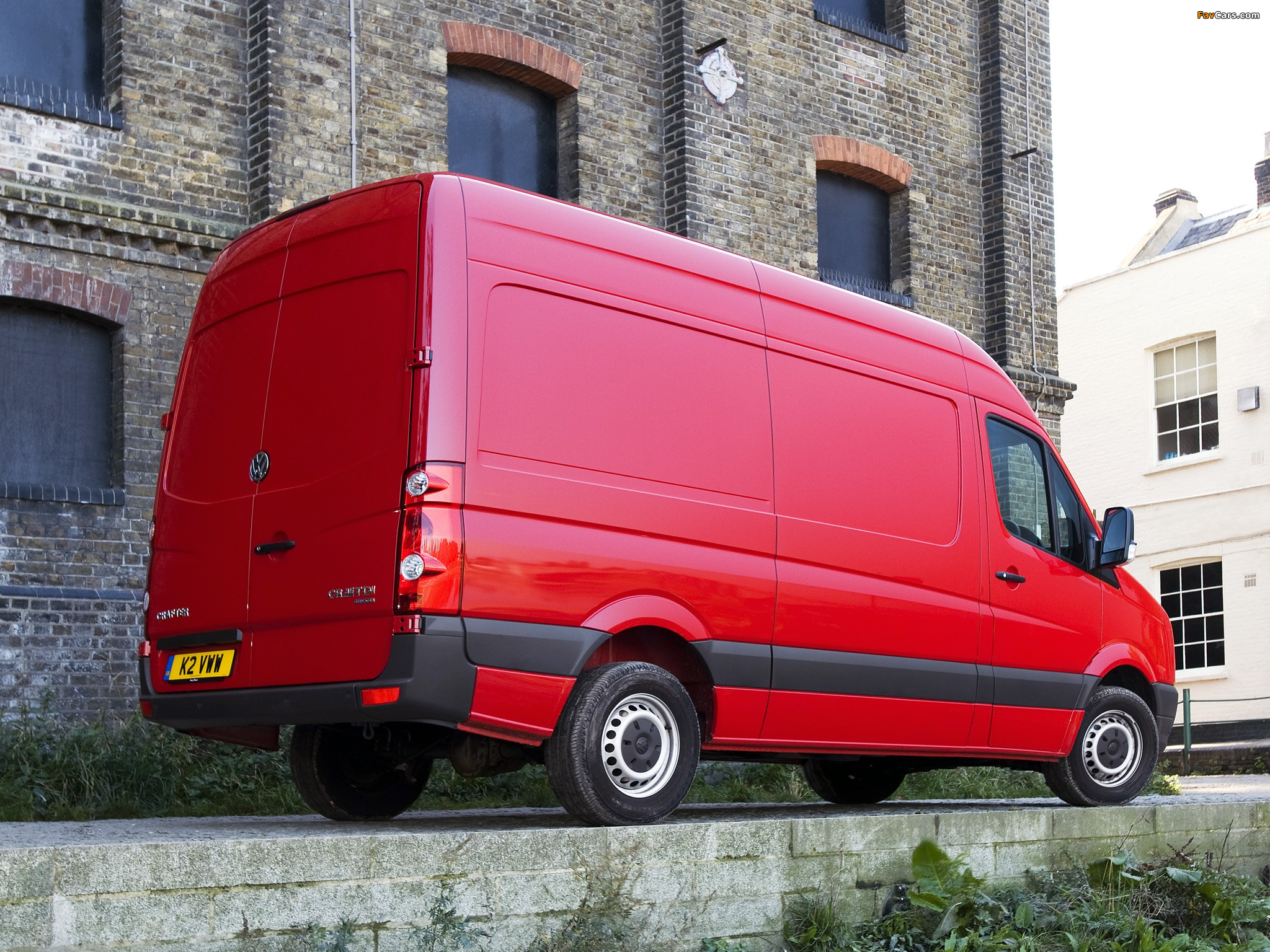 Volkswagen Crafter High Roof Van UK-spec 2006–11 images (2048 x 1536)