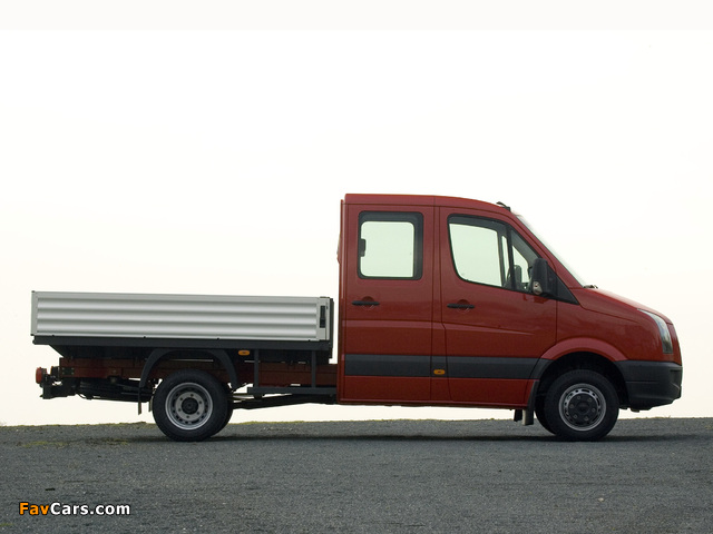 Volkswagen Crafter Double Cab Pickup 2006–11 images (640 x 480)