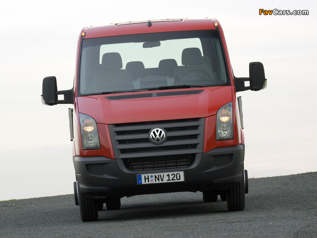 Volkswagen Crafter Double Cab Pickup 2006–11 wallpapers (640 x 480)