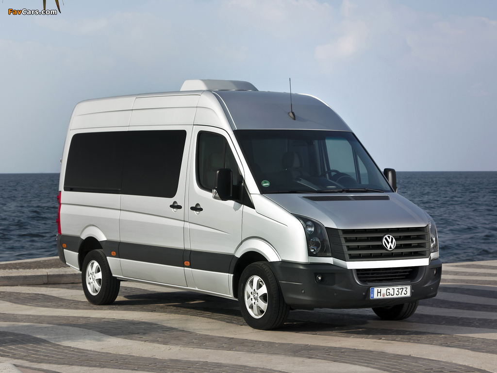 Volkswagen Crafter High Roof Bus 2011 images (1024 x 768)
