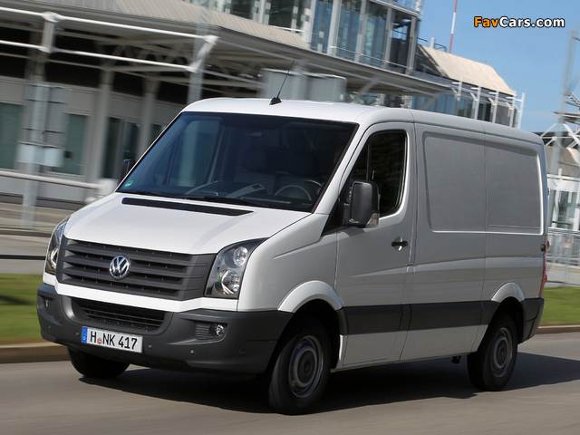 Volkswagen Crafter Van 2011 images (640 x 480)