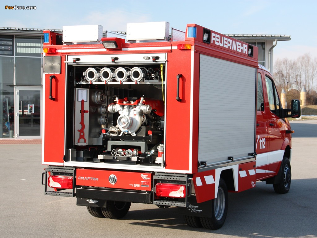 Volkswagen Crafter Double Cab Pickup 4MOTION Feuerwehr 2011 photos (1024 x 768)