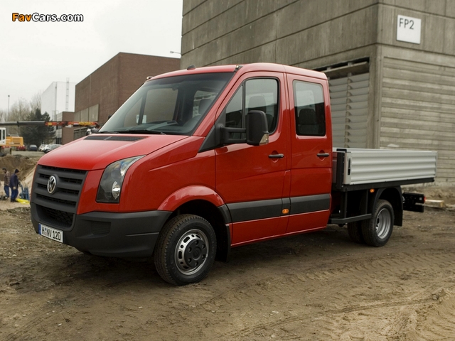 Volkswagen Crafter Double Cab Pickup 2006–11 wallpapers (640 x 480)