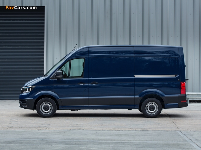 Volkswagen Crafter High Roof Van UK-spec 2017 wallpapers (640 x 480)