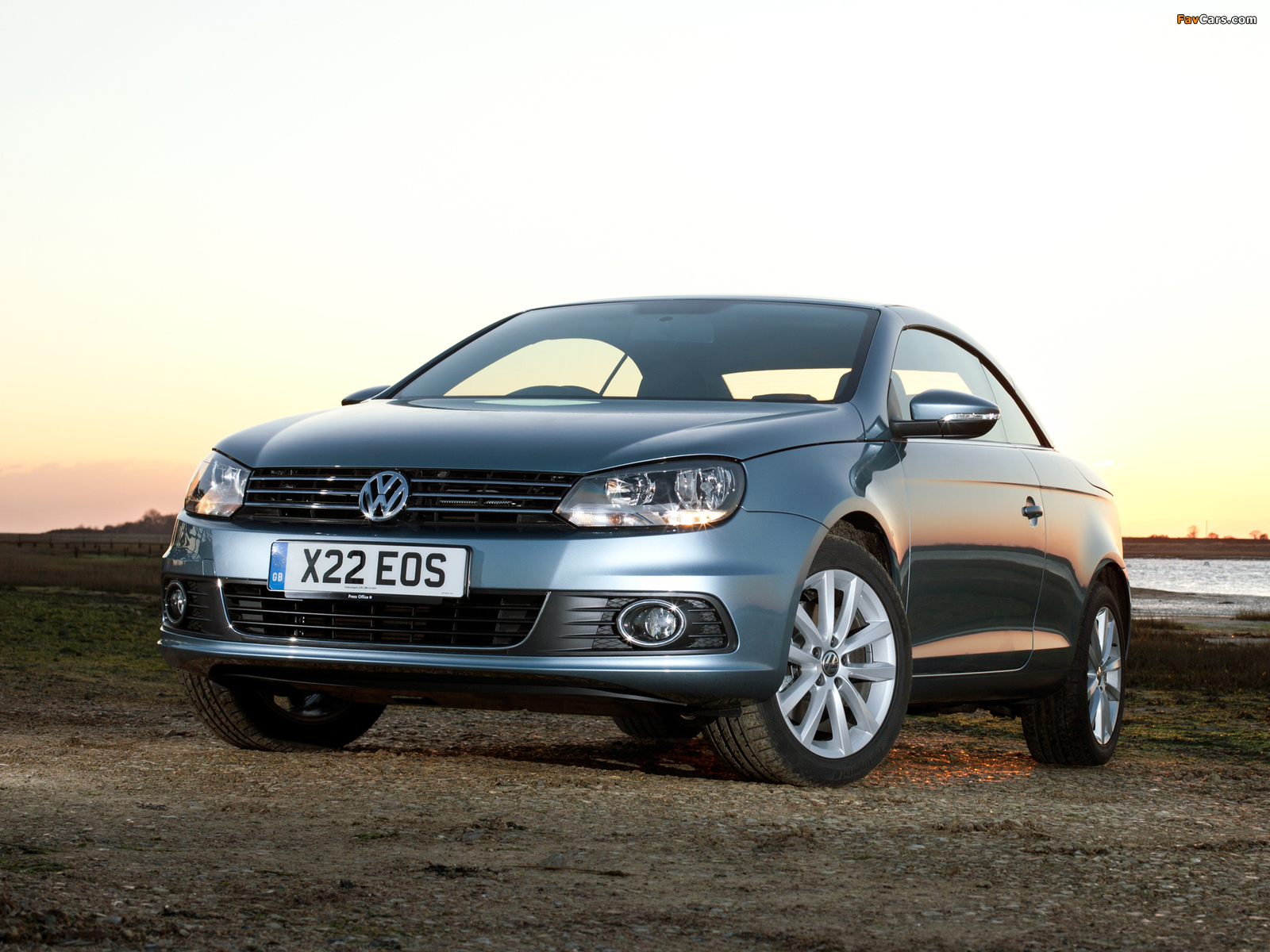 Volkswagen Eos UK-spec 2011 wallpapers (1600 x 1200)