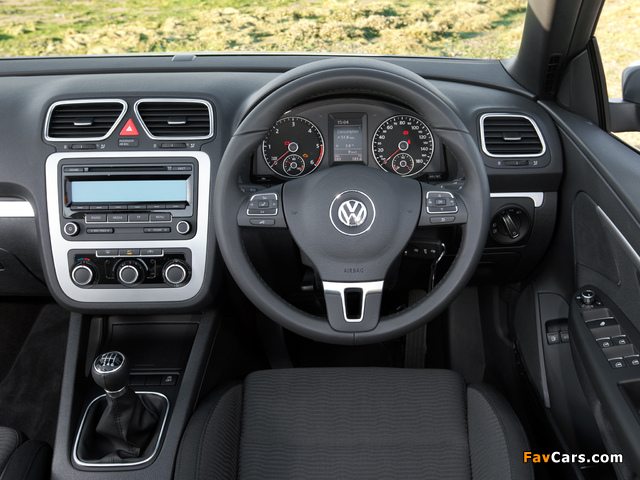 Volkswagen Eos UK-spec 2011 wallpapers (640 x 480)