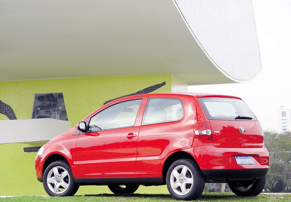 Images of Volkswagen Fox 3-door 2003–07