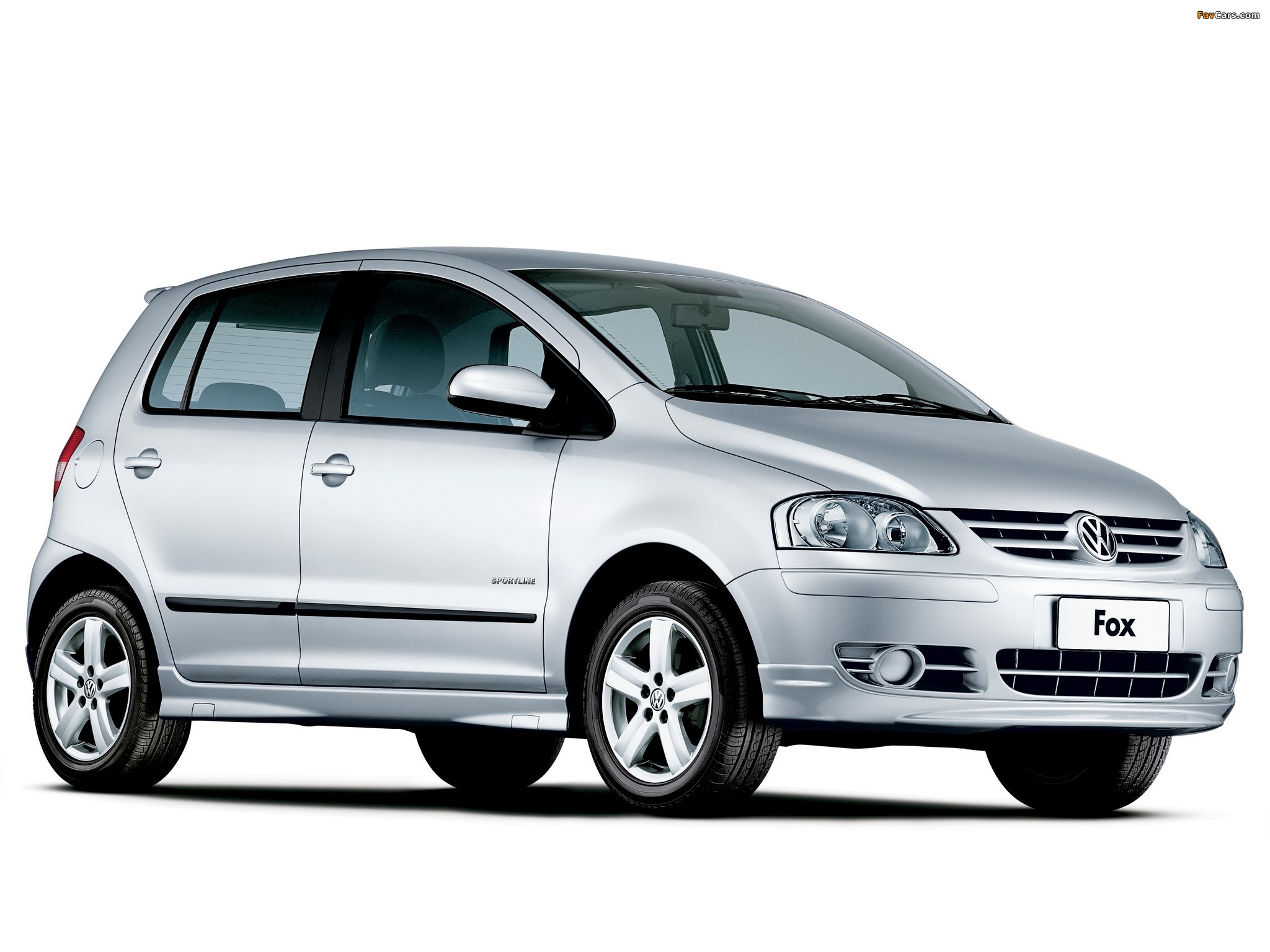 Images of Volkswagen Fox Sportline 5-door 2007–09 (2048 x 1536)