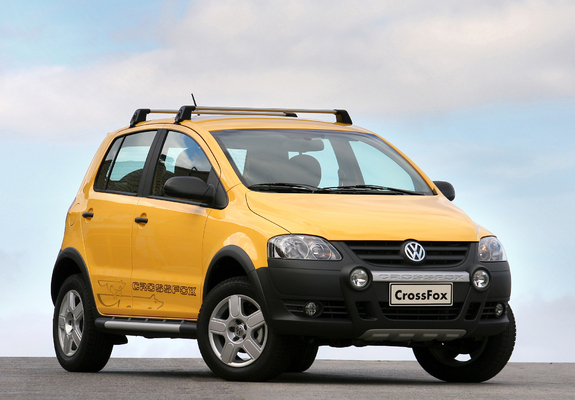 Images of Volkswagen CrossFox 2008–09