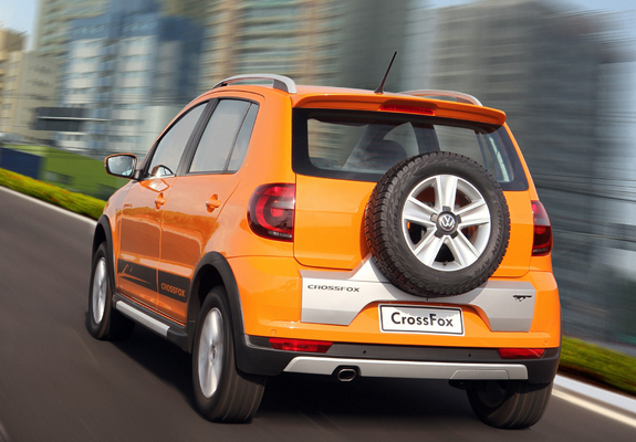 Images of Volkswagen CrossFox 2009–12