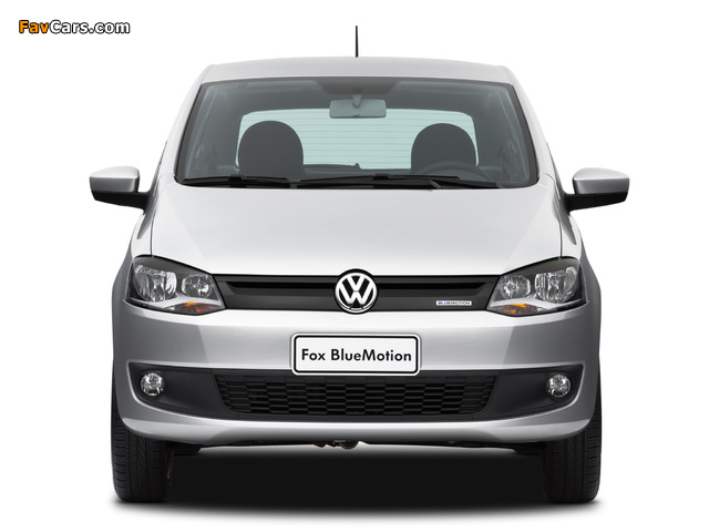 Images of Volkswagen Fox BlueMotion 3-door 2012 (640 x 480)