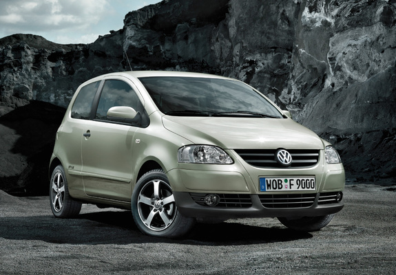 Photos of Volkswagen Fox Style 2009