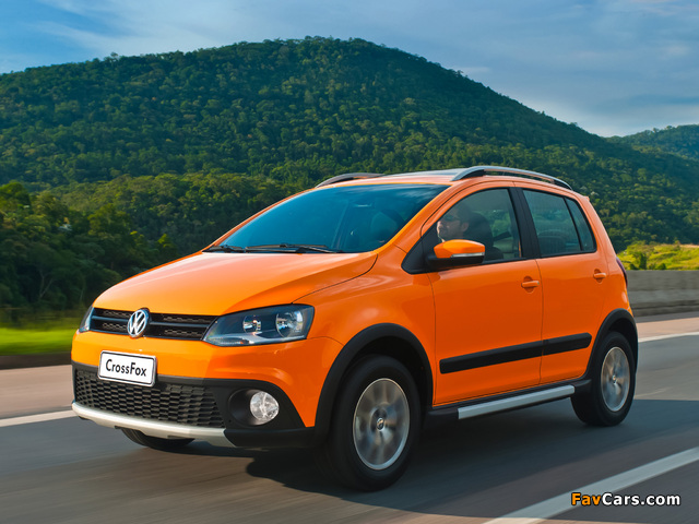 Photos of Volkswagen CrossFox 2012 (640 x 480)