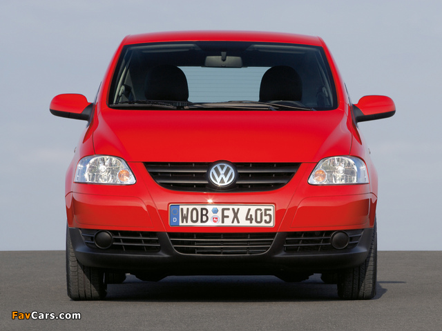 Pictures of Volkswagen Fox 2005–09 (640 x 480)