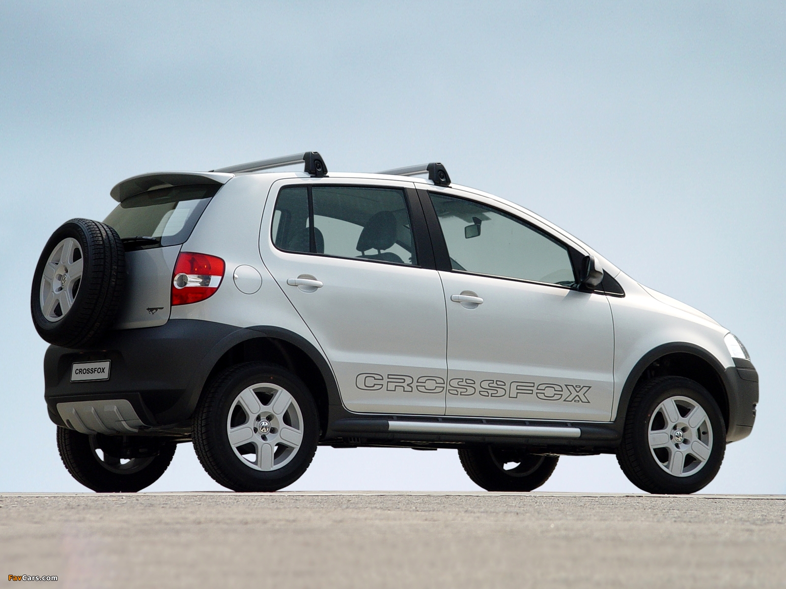 Pictures of Volkswagen CrossFox 2005–07 (1600 x 1200)