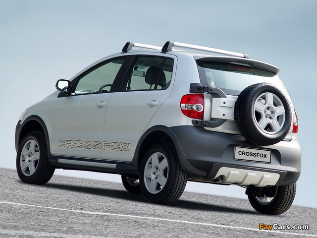 Pictures of Volkswagen CrossFox 2005–07 (640 x 480)