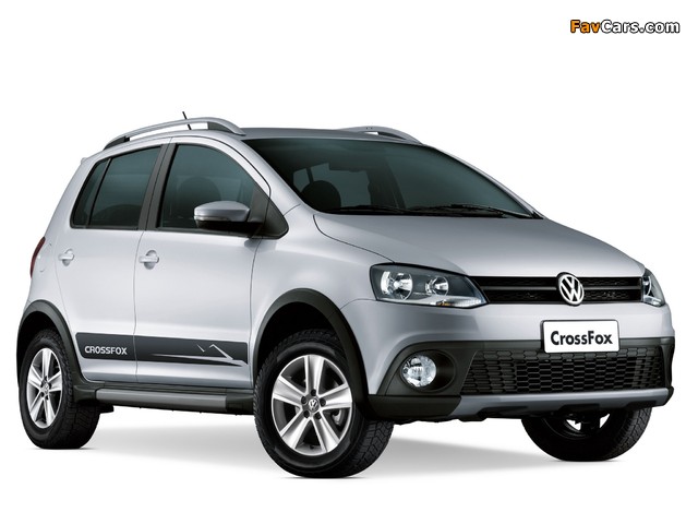 Pictures of Volkswagen CrossFox 2009–12 (640 x 480)