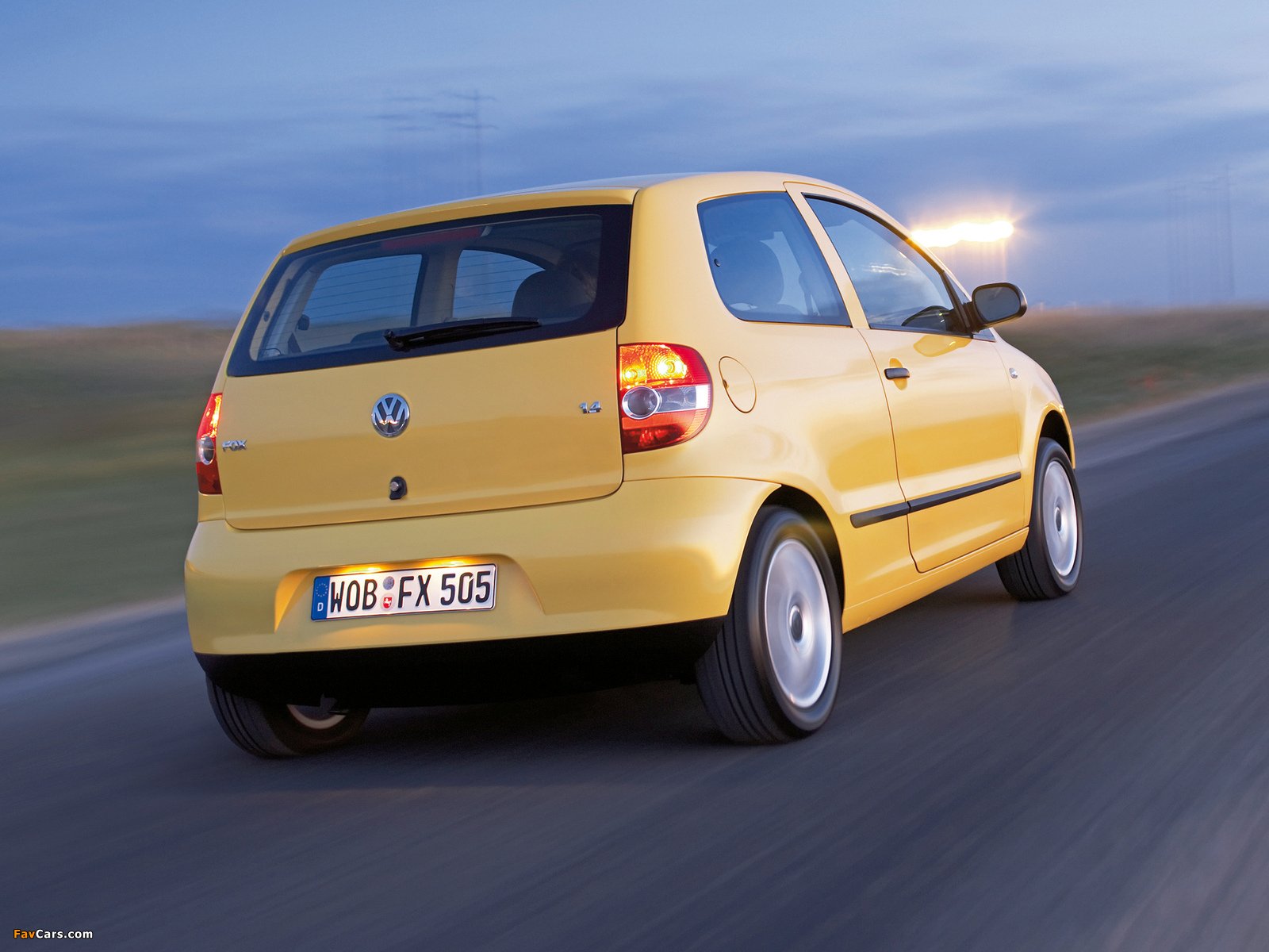 Volkswagen Fox 2005–09 wallpapers (1600 x 1200)