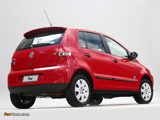 Volkswagen Fox Route 2007 photos (640 x 480)