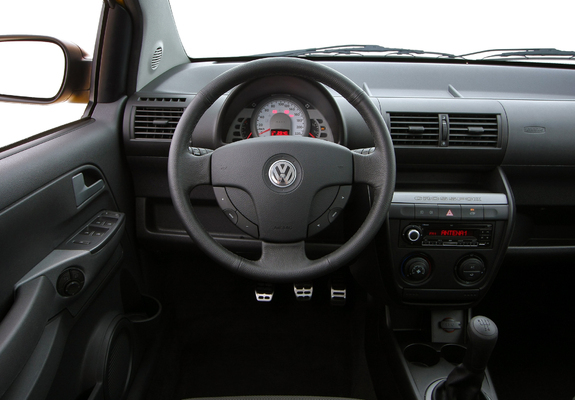 Volkswagen CrossFox 2008–09 pictures