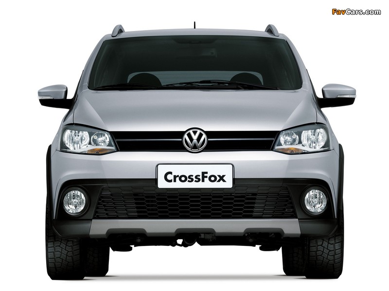 Volkswagen CrossFox 2009–12 pictures (800 x 600)