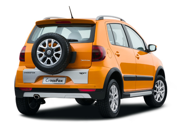 Volkswagen CrossFox 2012 images