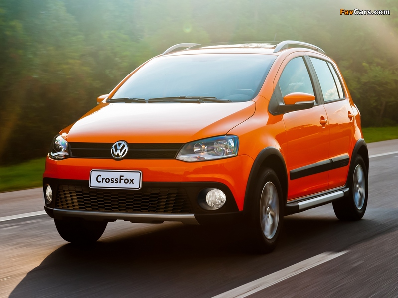 Volkswagen CrossFox 2012 photos (800 x 600)