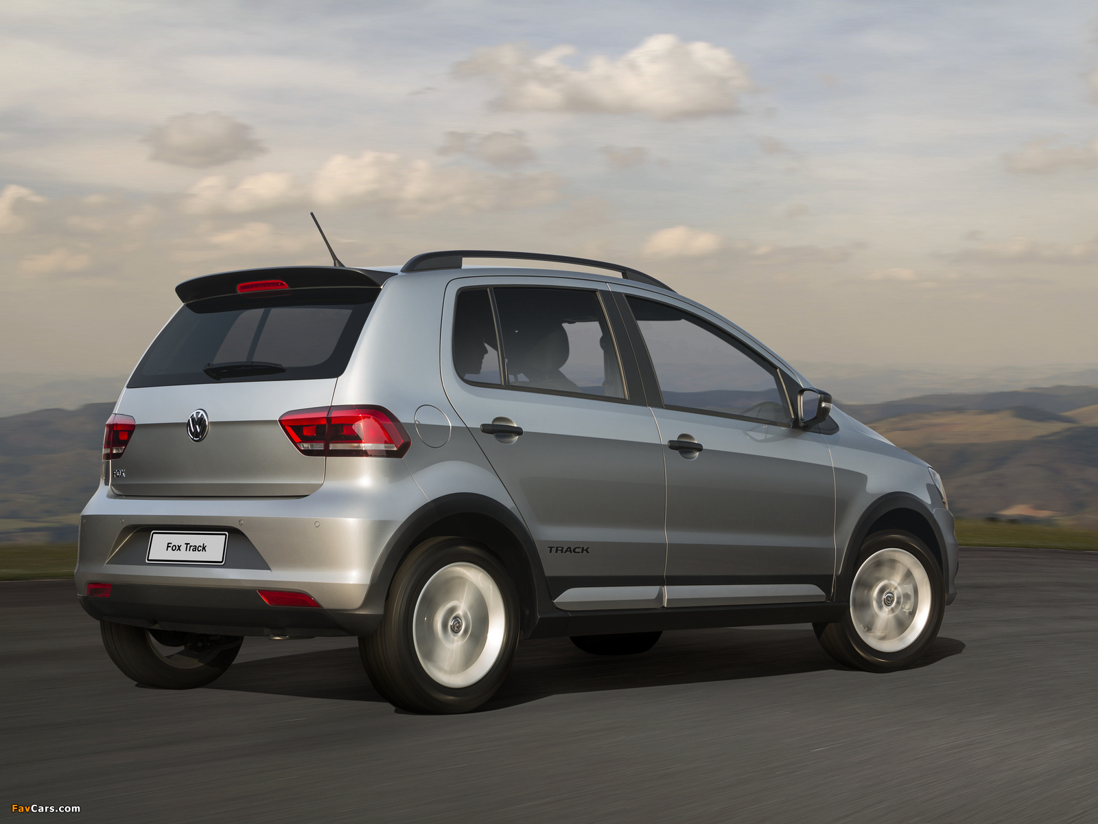 Volkswagen Fox Track 2015 pictures (1600 x 1200)