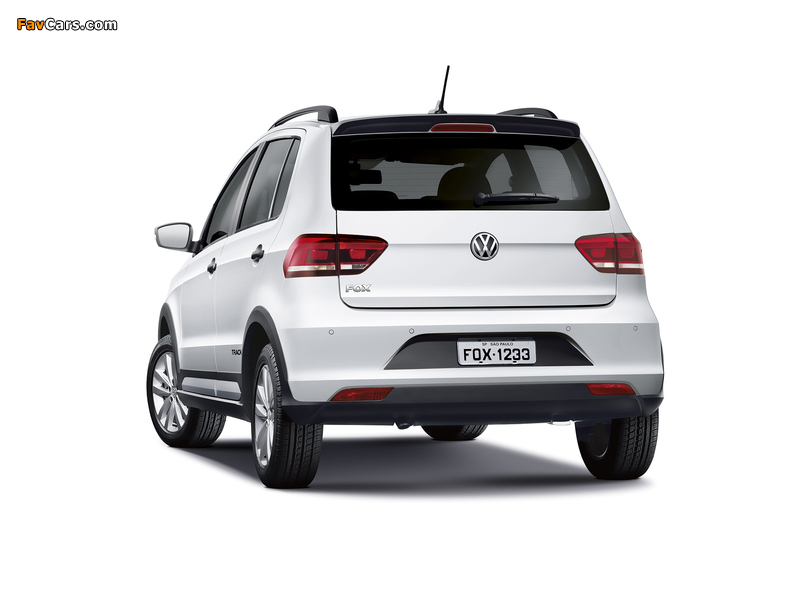 Volkswagen Fox Track 2015 wallpapers (800 x 600)