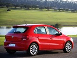 Photos of Volkswagen Gol 5-door 2012