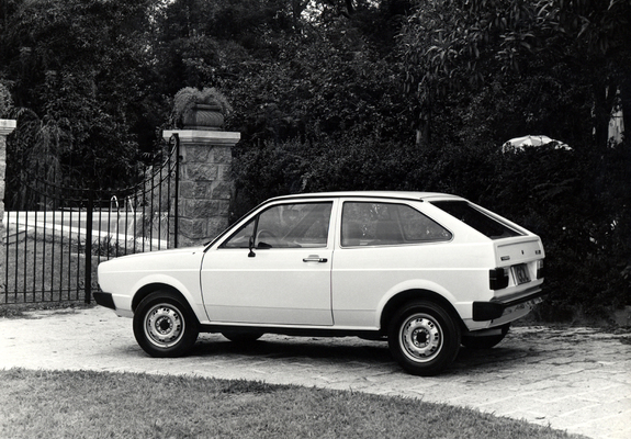 Volkswagen Gol 1980–86 images