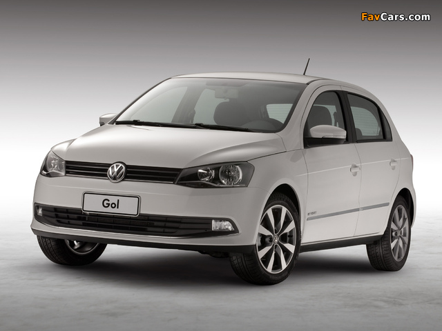 Volkswagen Gol 5-door 2012 wallpapers (640 x 480)