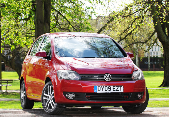 Pictures of Volkswagen Golf Plus UK-spec 2009