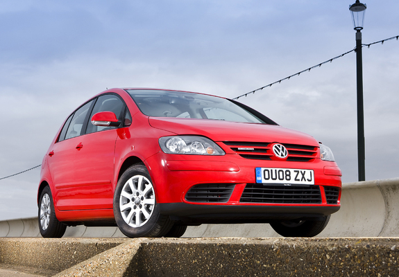 Volkswagen Golf Plus BlueMotion UK-spec 2005–09 images