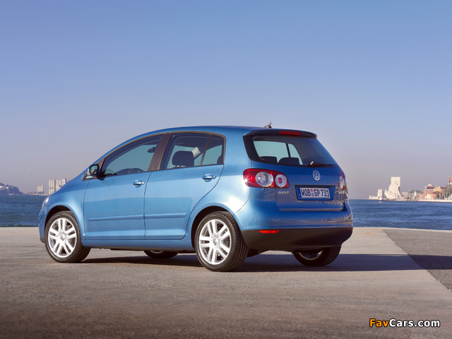 Volkswagen Golf Plus 2005–09 wallpapers (640 x 480)