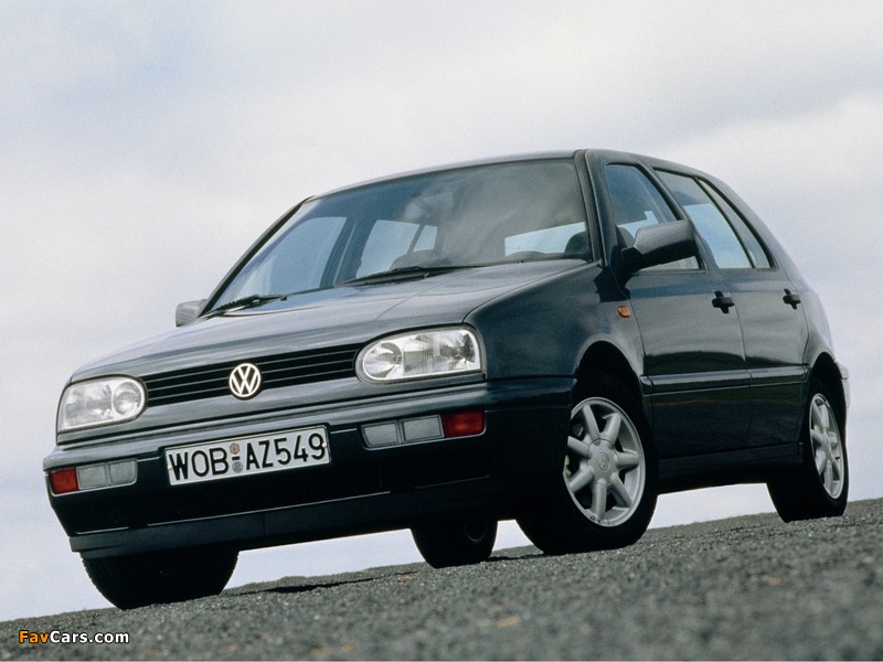 Images of Volkswagen Golf 5-door (Typ 1H) 1991–97 (800 x 600)