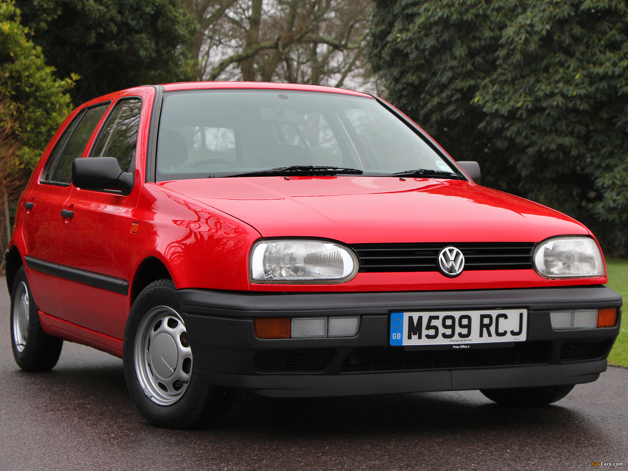 Images of Volkswagen Golf Ecomatic UK-spec (Typ 1H) 1993 (2048 x 1536)